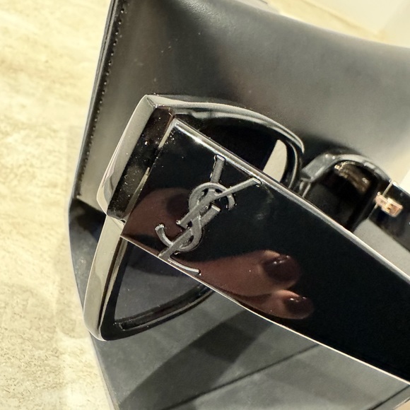 Brand new authentic Saint Laurent YSL unisex sunglasses - Picture 10 of 13
